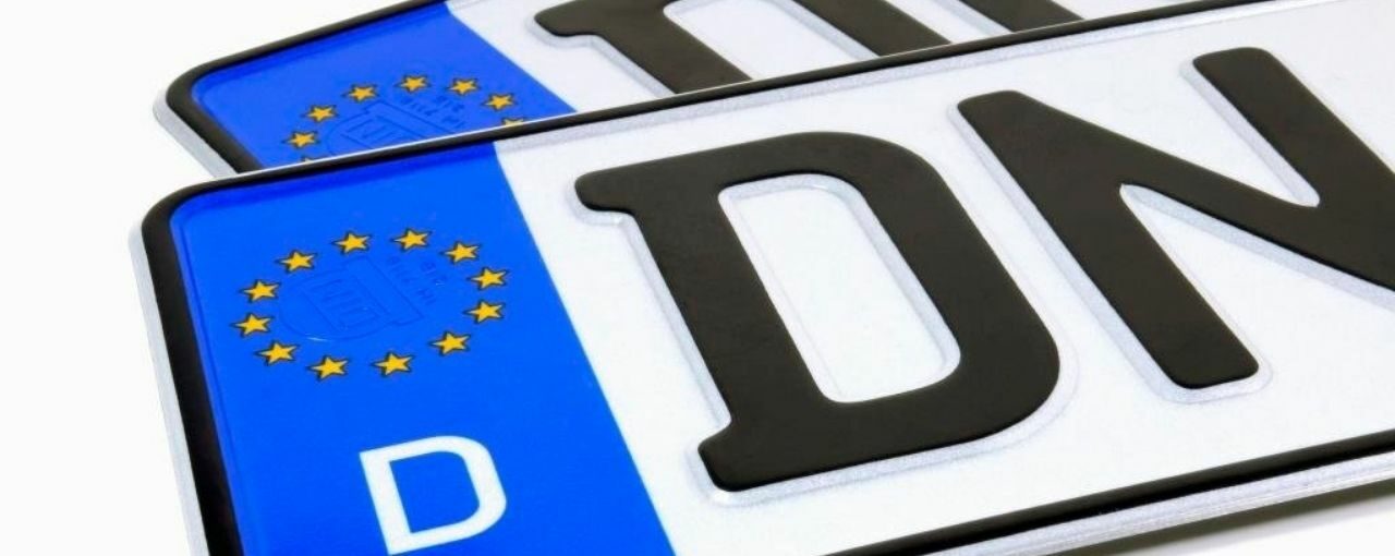 How to retain your private number plate after selling your car?